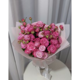 Букет из 9 Кустовых розы